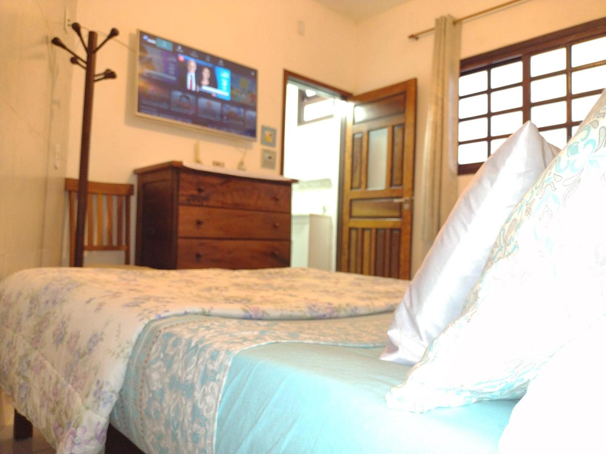 Apartamentos De Ferias Por Temporada Martim De Sa Карагуататуба Номер фото